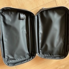 ディオール　ポーチ　新品未使用　メイクポーチ　ノベルティの画像