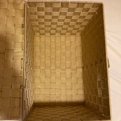 カラーバスケット(ベージュ)　フタ付き　深型　収納ケース　の画像