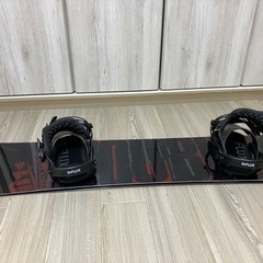 011アーティスティック  スノーボードの画像