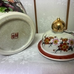  希少品　薩摩焼 壺 沈香壺 花瓶 金彩  芸術品 壺 花瓶 蓋付き高さ410mmインテリア雑貨/小物 置物、オブジェの画像