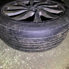 取引中　4本セット　車のパーツ タイヤ、ホイールの画像