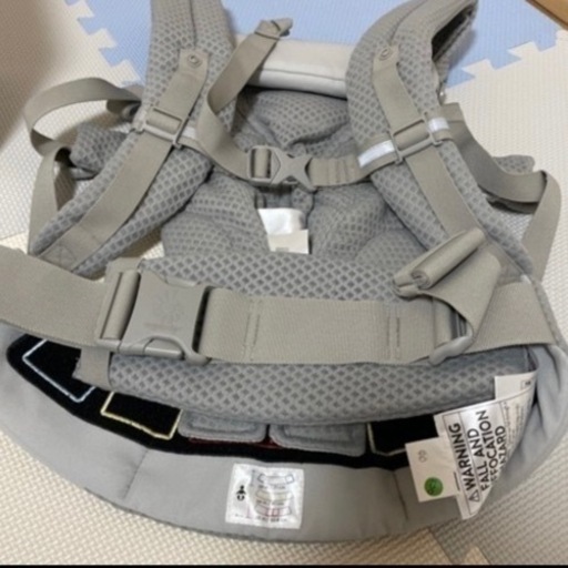 4/27まで限定【新品未使用品】ergobaby エルゴ　オムニブリーズ　グレー