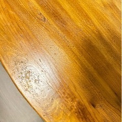 折りたたみの木製机の画像