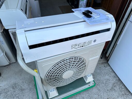 【動作保証あり】HITACHI 日立 2022年 2.2kw 6畳用 冷暖房ルームエアコン RAS-D22MBK ステンレスクリーン【管理KR452】