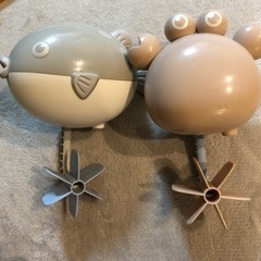 お風呂で遊ぶおもちゃの画像