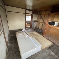 【DIYに嬉しい資材付き‼️】銚子市 格安アパート 2階3部屋＋廊下まとめて - 銚子市