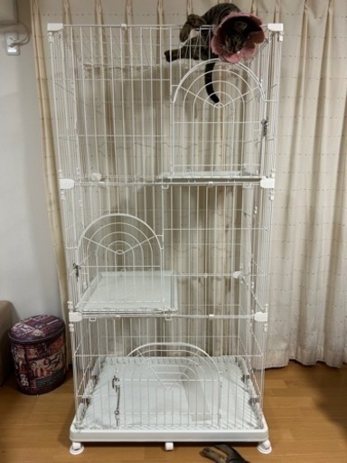 【取引中
】土日限定価格です！猫ケージ【猫砂おまけつき】