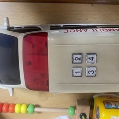 おもちゃです、買い過ぎて、安く売ります