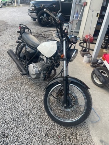 スズキ　グラストラッカー　美品