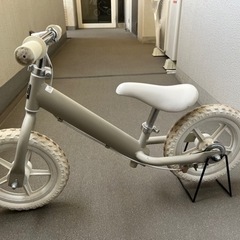 12インチ　ブレーキ付きキックバイクの画像