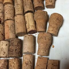 コルク栓　約280個の画像