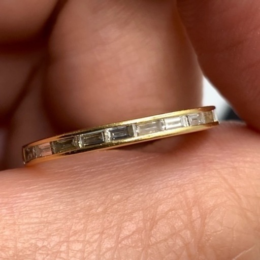 売り切れました。K18 18金　バゲットダイヤ　ハーフエタニティ　1.9g 約10号