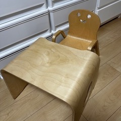 子供用品　テーブル&チェアセット