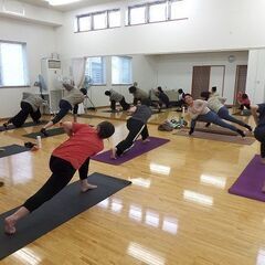 4/19&4/26金曜★バイリンガル500円ヨガ★下北沢駅10分池ノ上3分の画像