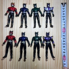 仮面ライダークウガ　フィギュア 9センチ