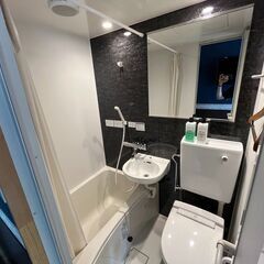    タイニーハウス　コンテナハウス　スーパーハウス　コテージ　グランピング　移動できる小さな家（へや） 　タイプB（トイレシャワー付き）の画像