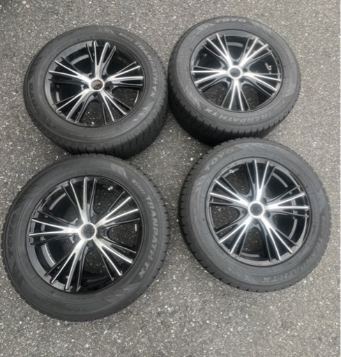 車のパーツ タイヤ、ホイール