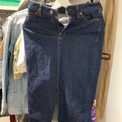 話し合い中　服/ファッション カーディガン レディースの画像