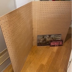 ベニヤ　有孔ボード