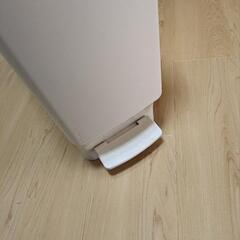 【足踏みオープン】ゴミ箱の画像