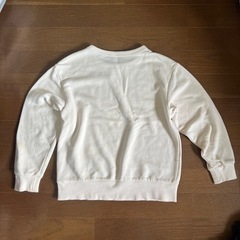 GU 白トレーナー　130センチの画像