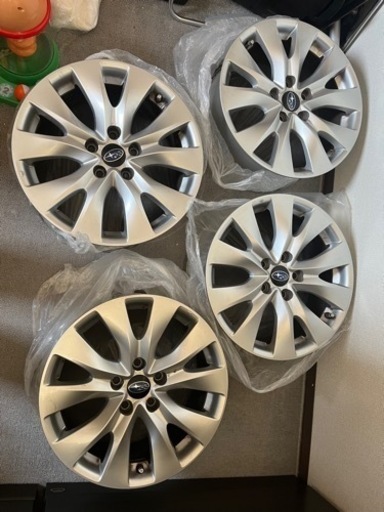 レガシィbn9純正ホイール17インチ