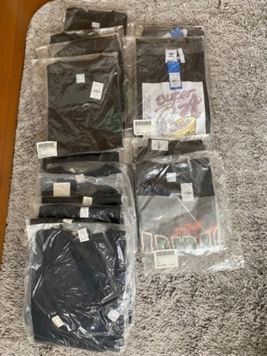 新品Tシャツまとめ売り　adidas、スケートボードデザイン等