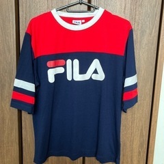 フィラ　服/ファッション Tシャツ メンズM