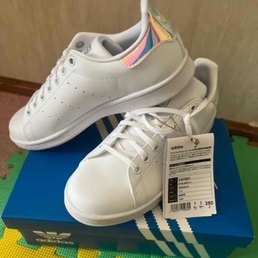 adidas スタンスミス　　スニーカー