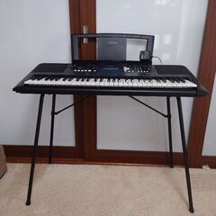 YAMAHA ヤマハ　キーボード　ピアノ　電子ピアノ　スタンド付...