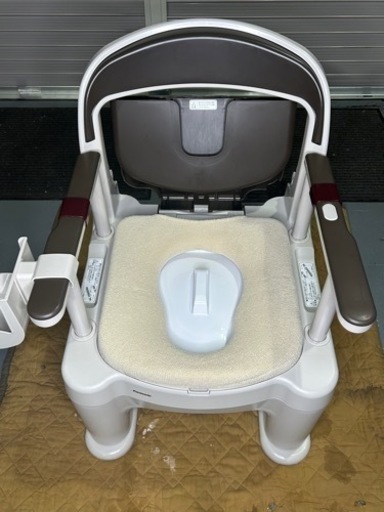 Panasonic ポータブルトイレ ラフィーネ PN-L30200  清掃済み　