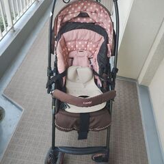 コンビベビーカー