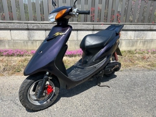 ジョグ快速2ストモデル！走行少なめ☆新品社外マフラー^_^バッテリー・シートなど新品交換☆色々整備で快調です☆50cc原付スクーター☆