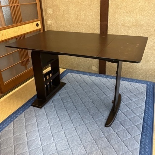 伸縮ダイニングテーブル