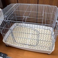 モルモット・ウサギ飼育一式（ケージ、ヒーター、隠れ家）の画像