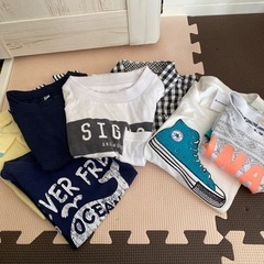 100 半ズボンと半袖Tシャツ１０点の画像