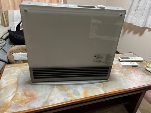 家電 季節、空調家電 ファンヒーター