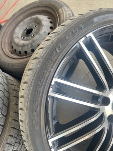 車のパーツ タイヤ、ホイール