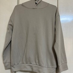 ハニーズ　トレーナー　Mサイズ