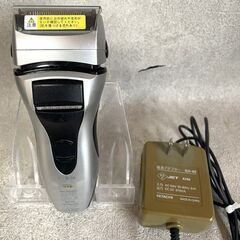【終】【G327】HITACHI 日立 電気シェーバー 髭剃り WASHABLE　アダプター付き　通電確認済の画像