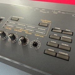 【期間限定値下げ】KORG TRITON Extreme 88  コルグ 88鍵盤 シンセサイザーの画像