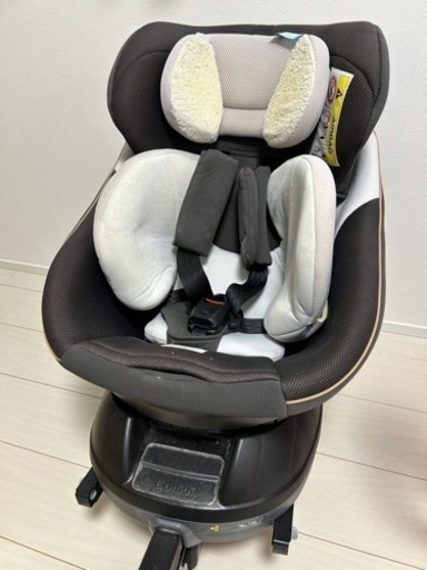コンビ　チャイルドシート