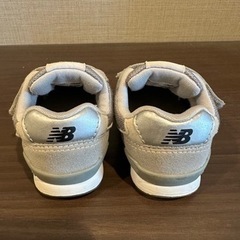 靴/バッグ 靴 スニーカーの画像