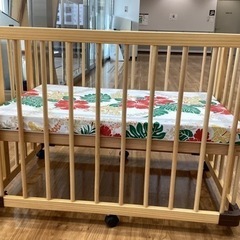 ベビーベッド【町田市再生家具】　240165の画像