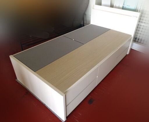 お取引中///////////////////////////美品/引出し5杯付 シングルベッド 収納付き 店頭引取り歓迎【自社配送は札幌市内限定】藻岩倉庫保管