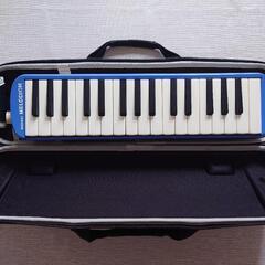 鍵盤ハーモニカ　ピアニカ　SUZUKI　MELODION