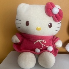 キティーちゃんのぬいぐるみの画像