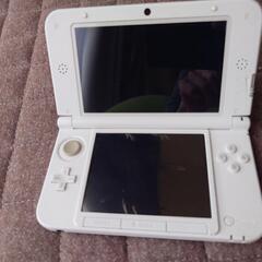 【取引中】ニンテンドー3DS LLとソフト2本の画像