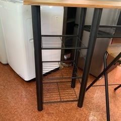 カウンターテーブルの画像