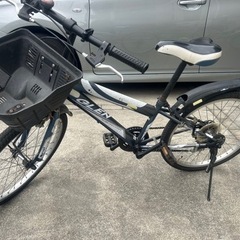 自転車 クロスバイクの画像